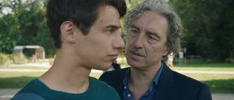 Ici tout commence : un personnage emblématique quitte la série, découvrez  de qui il s'agit !