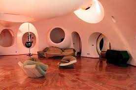 Pierre Cardin S Bubble House Palais Bulles By Antti Lovag Bubble House Organic Architecture Architecture