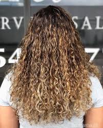 20 Inspiring Blonde Balayage Hair Color Ideas Blonde Balayage Curly Hair Styles Balayage Hair