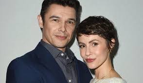 Sarah Rex's Instagram, Twitter & Facebook