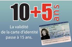 En octobre 2002, le ministère de l'intérieur a mis en place un groupe de travail chargé d'étudier une carte d'identité électronique. La Carte Nationale D Identite Est Valide 15 Ans A Compter Du 1er Janvier 2014 Citoyennete Citoyennete Elections Politiques Publiques Accueil Les Services De L Etat Dans La Somme