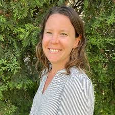 Allison Schiller's Instagram, Twitter & Facebook