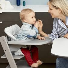Jetzt im leiner onlineshop entdecken. Der Stokke Tripp Trapp Hochstuhl Mit Bewahrtem Und Neuem Zubehor Blog Babycenterschweiz Ch