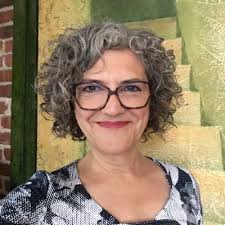 Je suis très heureux d'annoncer que j'occupe désormais un poste de  professeur en marketing à l'École des sciences de la gestion (ESG UQAM). Je  remercie toute l'équipe du département de marketing de… |