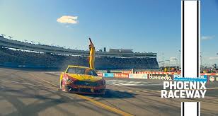 Watch the daniel suarez and michael mcdowell fight videos here. Race Recap All The Phoenix Action In Less Than Four Minutes Nascar