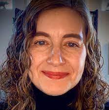 Tanya Dossett's Instagram, Twitter & Facebook