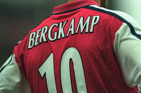 Before joining arsenal, gallas has played for olympique marseille of france and chelsea of england. The Candidates To Succeed Mesut Ozil As Arsenal S New Number 10 Sports News