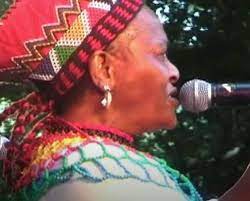 The song celebrates music as a conduit. X1qx99avmr0jim