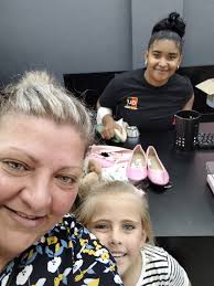 Baie baie geluk met jou verjaardag Sus. Hoop jy het n mooi dagi Lindy-Lee  Kellerman Enslin