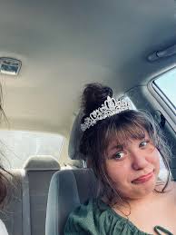 I am so grateful for this group. The universe has thrown us all together,  and I couldn't be more happy and blessed because of it. So thank you all.  @everyone