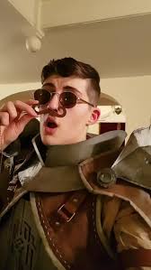 Krem impersonates Dorian #DragonAge #DragonAgeInquisition #DragonAgeCosplay  #DorianPavus #DorianCosplay #KremCosplay