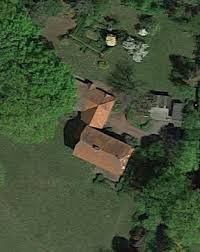 Ursula von der leyen stammt aus der familie albrecht und wuchs bis 1971 in brüssel, anschließend im südöstlich von hannover gelegenen ilten auf. Demiseres Notizblog Die Villen Der Warlords