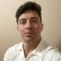 10+ perfis com “Christopher Mariano”