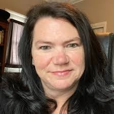 Cindy Ashburn's Instagram, Twitter & Facebook