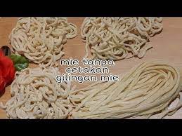 Tanpa Mesin Penggiling Mie Cara Membuat Mie Kenyal Enak Tak Mudah Putus Youtube Masakan Unik Resep Mie Resep