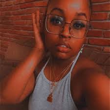 Brittany Wainwright's Instagram, Twitter & Facebook