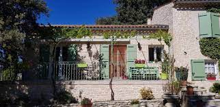Maybe you would like to learn more about one of these? Refaire Sa Facade De Maison Avec Un Enduit Ton Pierre A Saint Maximin Dans Le Var Simulapierre Design