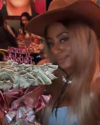 Happy birthday to me 🎉 in my cowgirl era! Thank you to all my close  friends coming out to celebrate me this weekend. I really felt the love and  support! It means