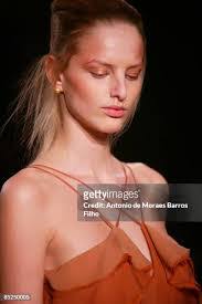 Valerie Hash's Instagram, Twitter & Facebook