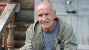 Режиссёр решил оригинально подойти к работе и пригласил на. Ushyol Iz Zhizni Pyotr Mamonov