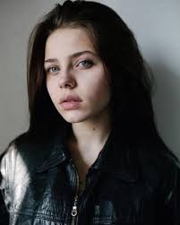 Super Hair Black Brown Dyes Character Inspiration 52 Ideas Dark Hair Blue Eyes Brown Hair Blue Eyes Black Hair Blue Eyes
