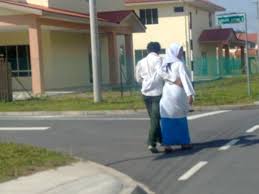 Mereka tidak boleg dibiarkan tanpa nafkah. Tahukah Anda Berapa Orang Anak Luar Nikah Lahir Di Malaysia Dalam Satu Jam Iluminasi