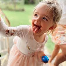 Daisy Meyers's Instagram, Twitter & Facebook