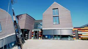 10 jahren ist das max hünten haus zu einem anziehungspunkt innerhalb des ostseeheilbades zingst geworden. Max Hunten Haus Zingst De