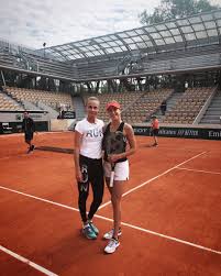 1 naomi osaka and no. Belinda Bencic On Twitter Roland Garros Is Starting Tomorrow Final Preparations With Magda Helibeli Rolandgarros