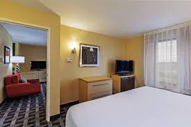 Towneplace Suites Tulsa Broken Arrow One Bedroom Suite Guestroom Visiting Hotels House Design One Bedroom Home Design Plans