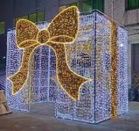 [Hot Item] Outdoor Giant Wire Frame LED Gift Box Present Sculpture Motif Light Christmas Holiday Decoration Lights