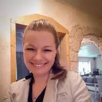 200+ Profile mit dem Suchbegriff „Stanek“