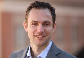 Alumnus Michael Sieman '08 MSRE Gives Back to USD in the Classroom