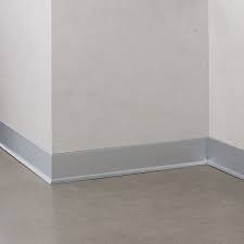 Aluminum Baseboard Novorodapie L Aluminio Emac Complementos S L Baseboards Urban Industrial Decor Baseboard Trim