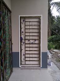 Mahaguru58 grill besi pintu jerejak tingkap pagar sumber mahaguru58.blogspot.com. Gambar Grill Pintu Dan Tingkap Terkini
