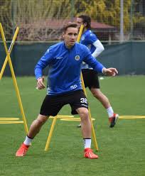 Futbolseverler, 'josef sural kimdir, ne zaman ve neden öldü?' sorusuna yanıt arıyor. Josef Sural Dead Aytemiz Alanyaspor Footballer Dies In Tragic Bus Crash Football Sport Express Co Uk