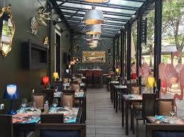 La Bodeguita Nimes Restaurant Tapas A Nimes Sur La Place D Assas