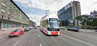 Doprava v mestách lacno: Mestská karta alebo pešo?