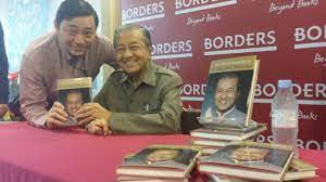 Official instagram of tun dr mahathir mohamad • 4th & 7th prime minister of malaysia chedet.cc. Tun M Entertains The Crowd With Trademark Wit At Book Launch