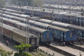 İki haftada bir 16355/16356 tren numaraları ile işletilmektedir. Cancelled Trains In Kerala Indian Railways Services Affected Due To Flood Full List Of Trains Impacted Today The Financial Express
