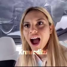 Adriana Logan's Instagram, Twitter & Facebook