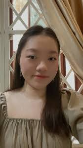 Emily Longman's Instagram, Twitter & Facebook