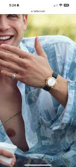 The Dexter Mayhew watch : r/OneDayNetflix