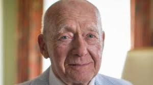 Frank Gould's Instagram, Twitter & Facebook