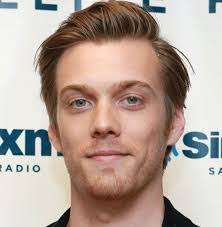 Jake Abel's Instagram, Twitter & Facebook