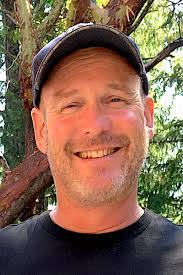 Jason Benjamin's Instagram, Twitter & Facebook