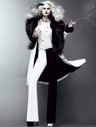 Величайшая модная злодейка голливуда вернулась: Fashion Redaktor I Stilist Vogue Russia Olga Dunina Predstavila Kak Budet Vyglyadet Kruella De Vil Samaya Kruella De Vil Moda Ot Kutyur Kostyum Na Hellouin