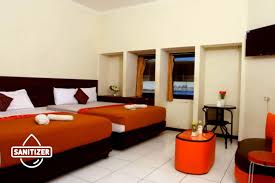 Business bantal guling alun alun bandung is set 2.4 miles from gedung sate and 0.9 miles from braga street. Bantal Guling Pasar Baru Bandung Updated 2021 Prices