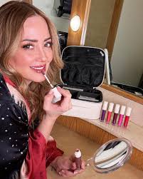 Ana ulloa Farmasi/USA