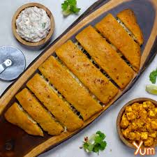 Punjabi Paneer Garlic Bread